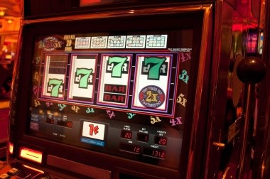 Free spin bonus round Free spin round display with bonus tile indicator and multiplier counter